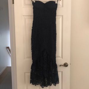 Strapless fishtail lace dress